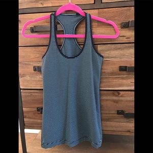 Lululemon Cool Racerback navy & light blue stripe